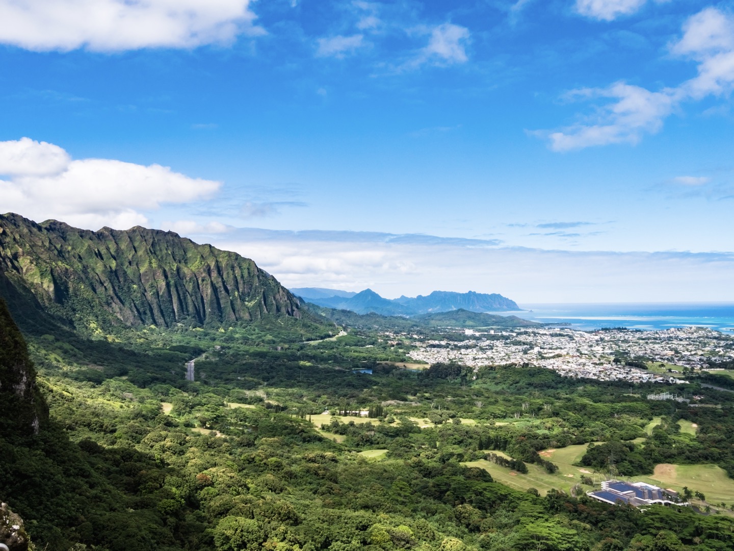 Nuuanu Pali Lookout For The Dream - Circle Adventure