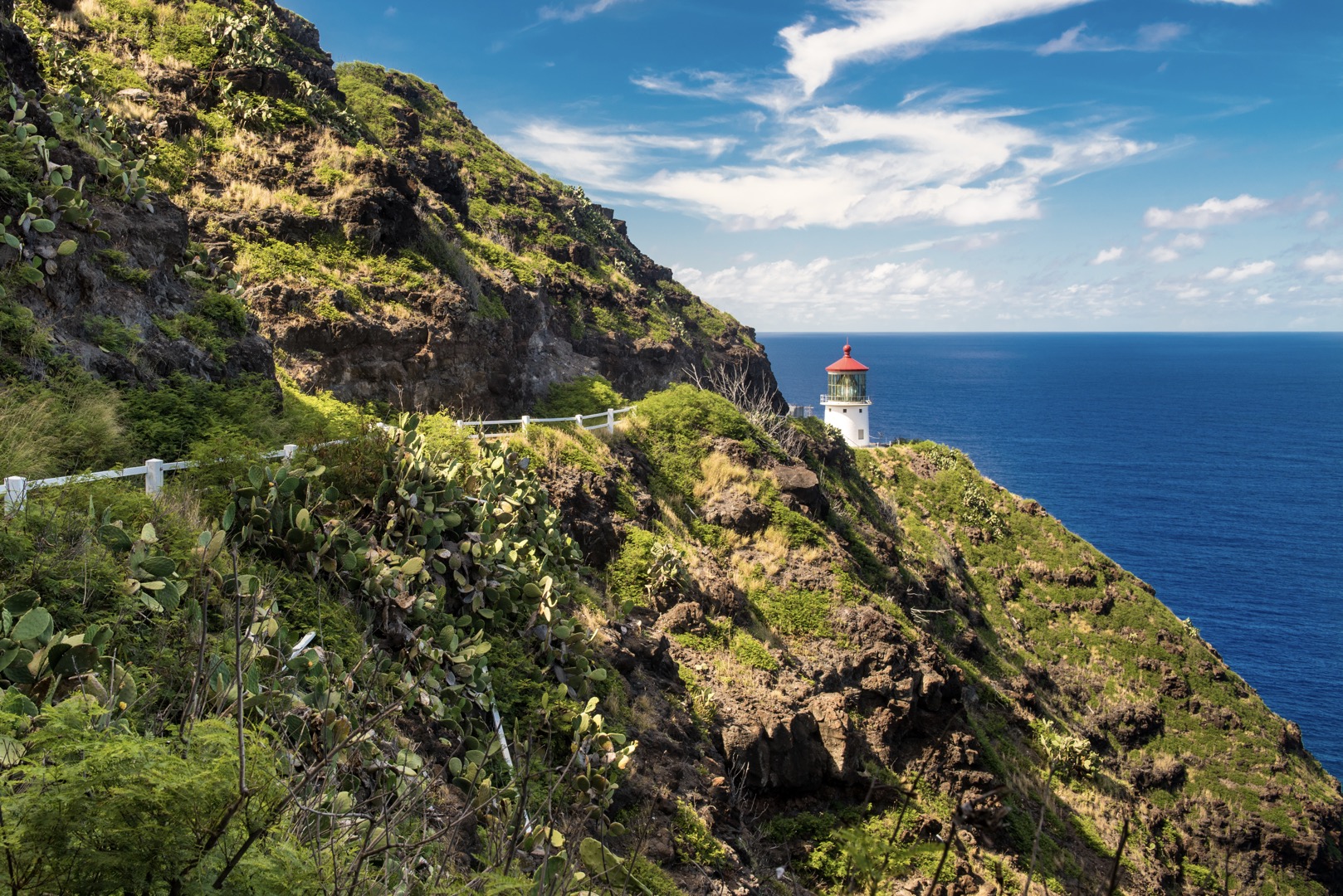 Makapuu Lighthouse - The beacon of hope on Hawaii’s shore - South Shore