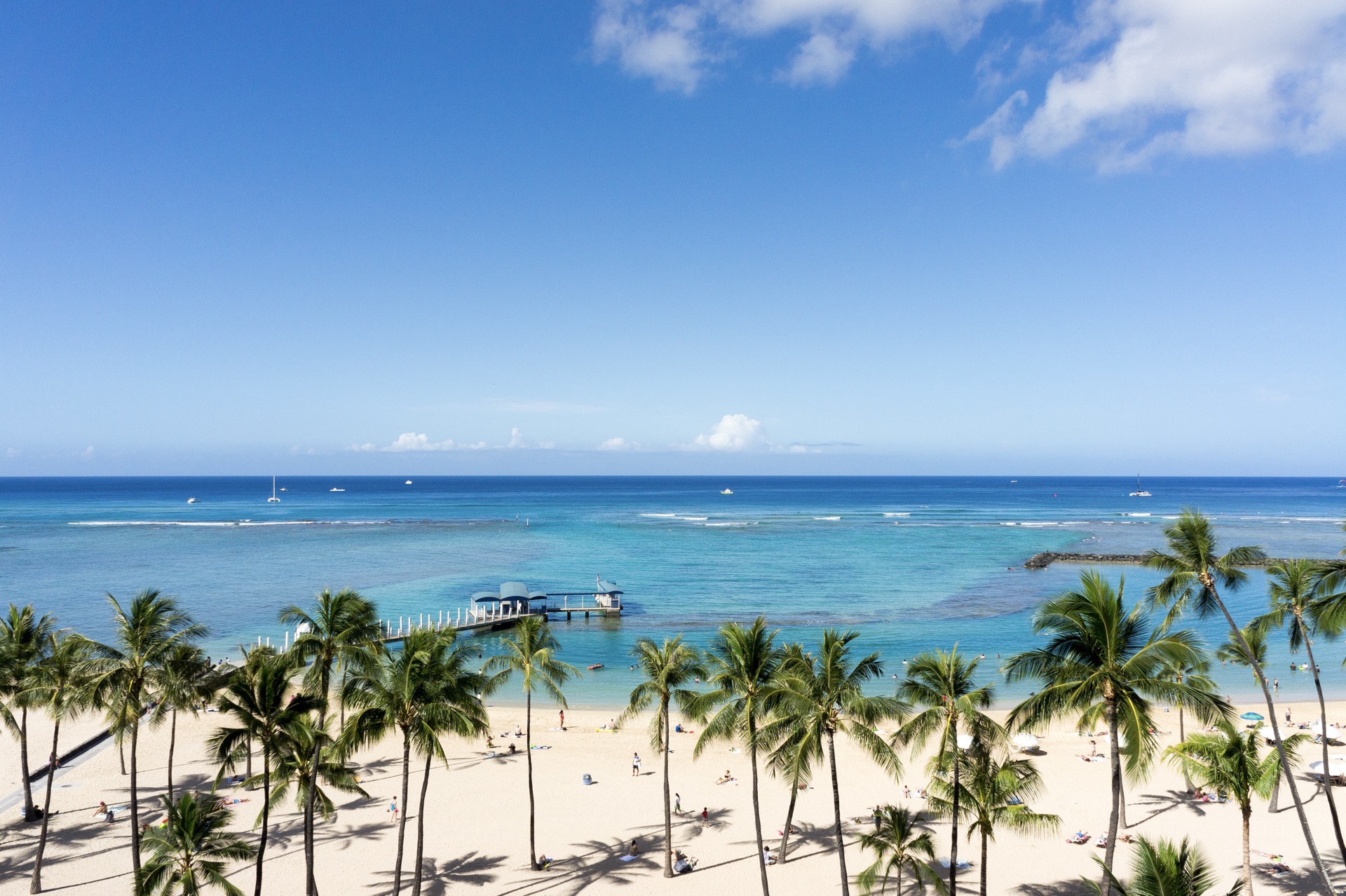 Kahanamoku Beach: The connected twin of Waikiki Beach